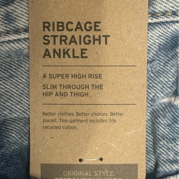 LEVI’S RIBCAGE STRAIGHT ANKLE SIZE  27 - Picture 7 of 16